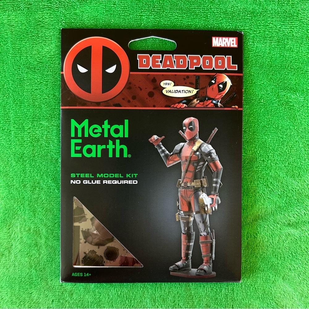 Deadpool Steel Model Kit